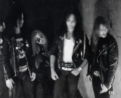 1990 ή αρχές 1991. Από αριστερά προς τα δεξιά: Euronymous, Dead, Hellhammer, Necrobutcher.