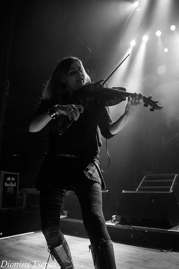 Eluveitie-Nicole-Ansperger-Athens-2015-Greekrebels.gr